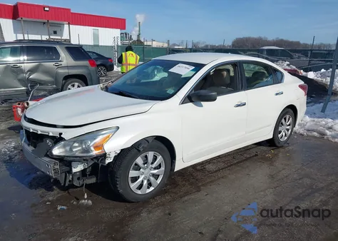 2013 Nissan Altima 2.5 S из США, поврежденный, VIN 1N4AL3AP3DC918750